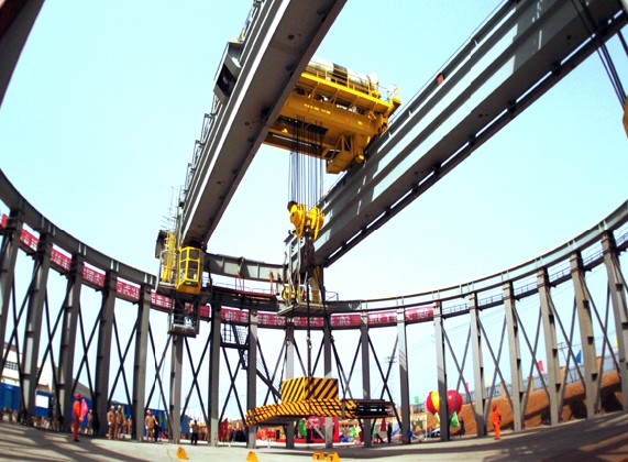 杭州百萬(wàn)千瓦核電站環(huán)形起重機(jī)